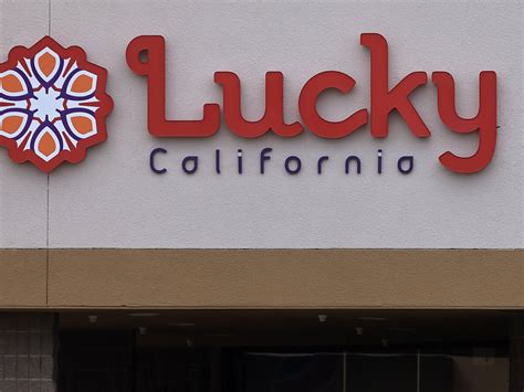 lucky fogadás  The authentic Southern flavor of Luck’s comes from slow cookin’ with the right ingredients